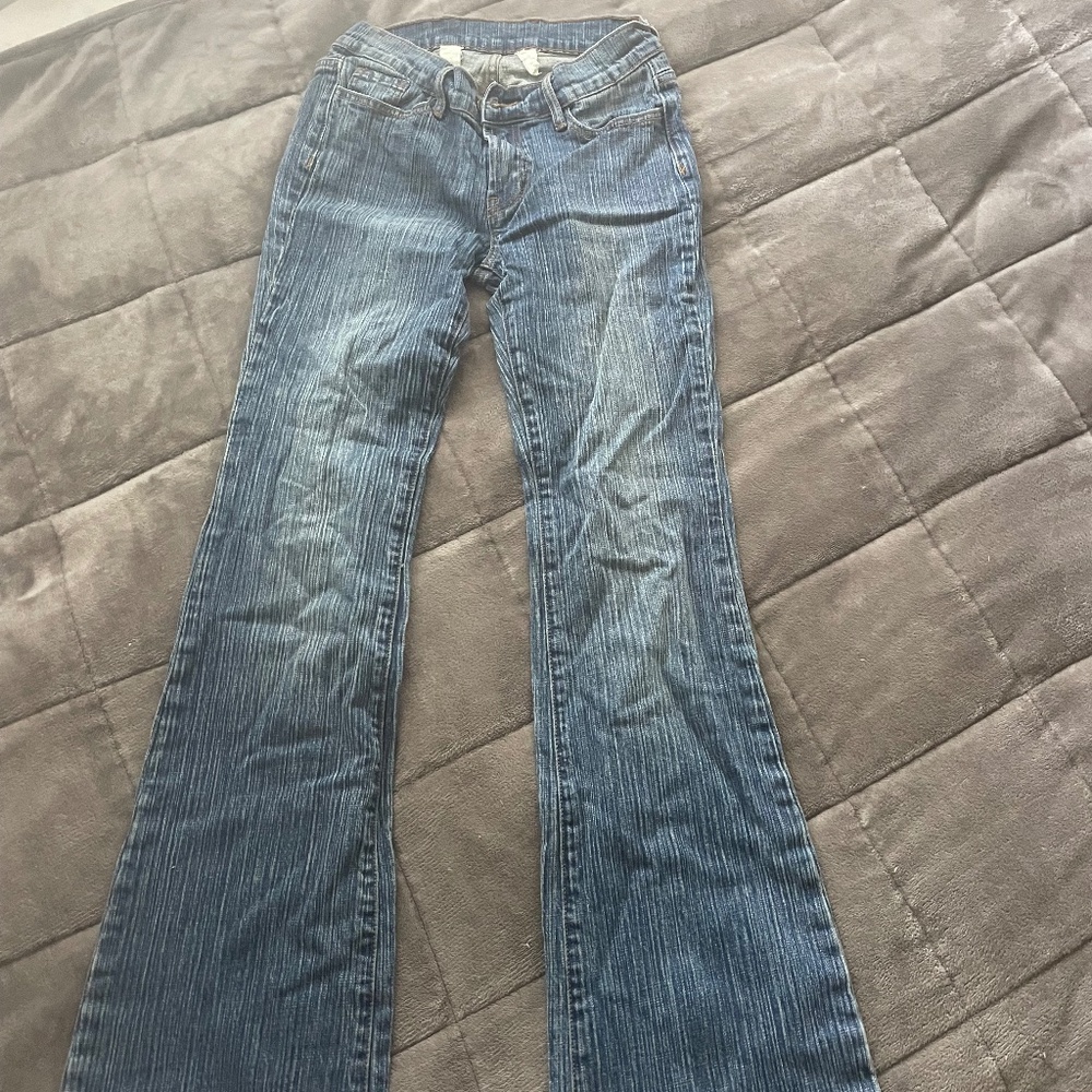 brandy Melville j galt low rise  blue jeans